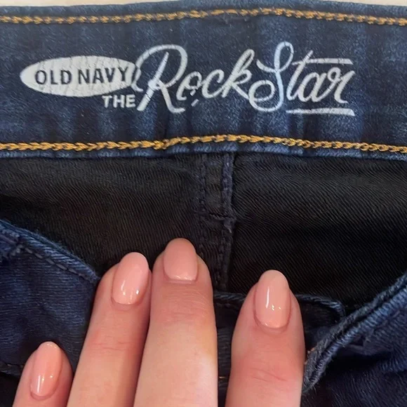 Old Navy Rockstar Jeans - Picture 2 of 9